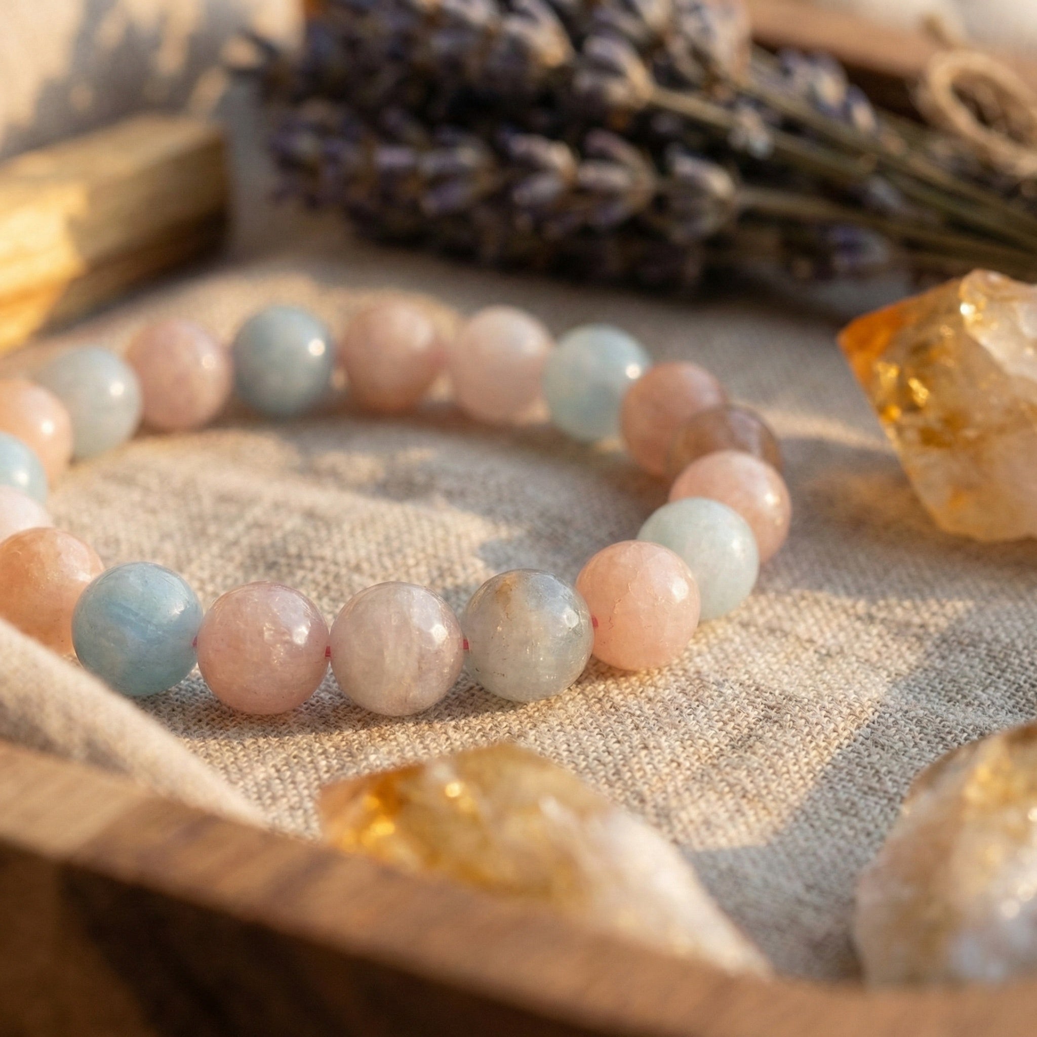 İlahi Sevginin Frekansı: Morganit Bileklik