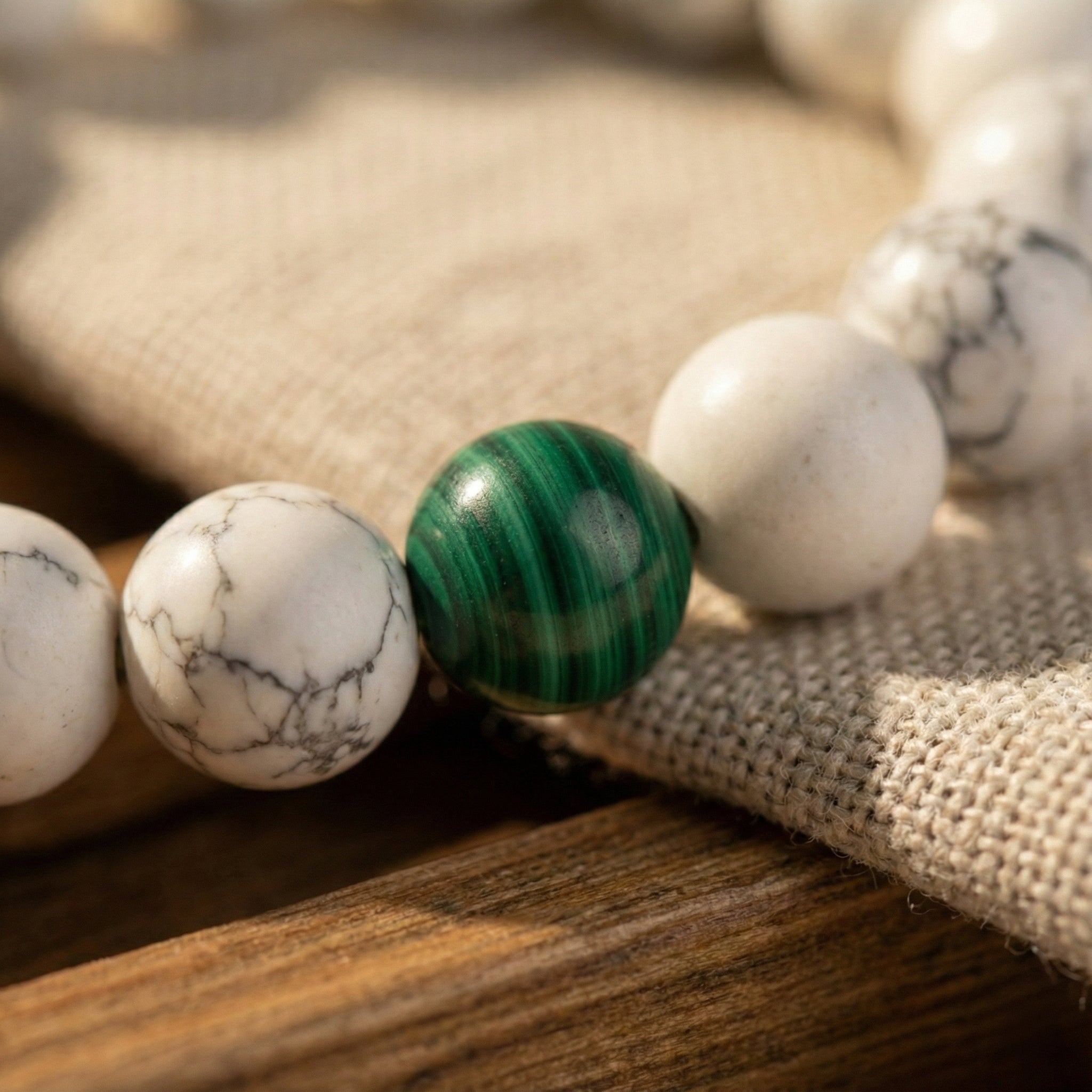 İçsel Huzur Rehberi | Havlit & Malahit Bilekliği