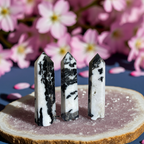 ⚫⚪ Zebra Jade Taşı – Denge, Güç ve Uyum Kristali